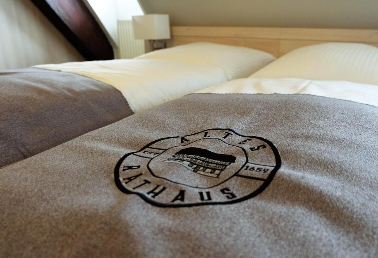 Altes Rathaus Hotel-Restaurant-Café Wolfhagen Extérieur photo